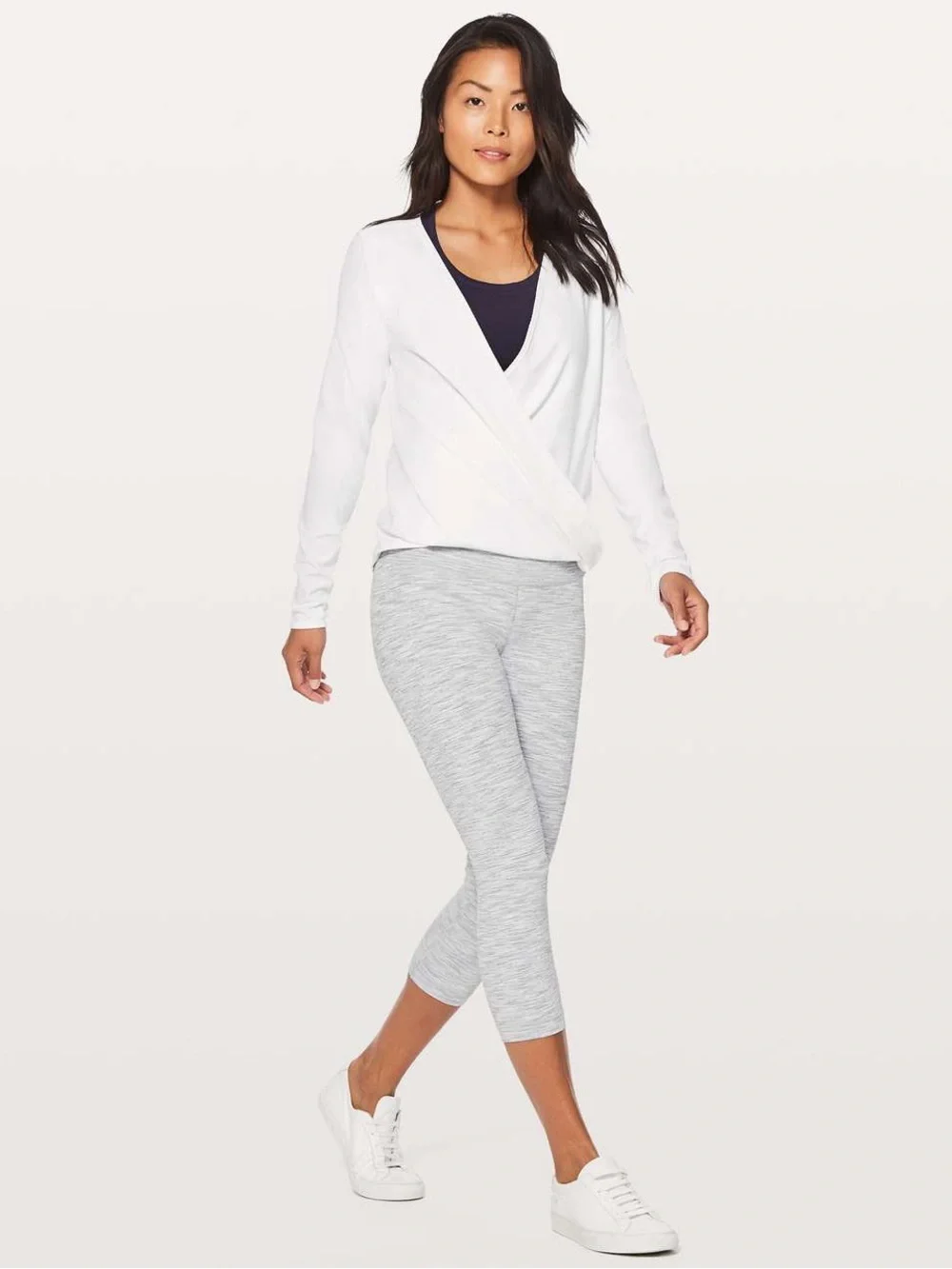 Lululemon Full Freedom Long Sleeve size 6
